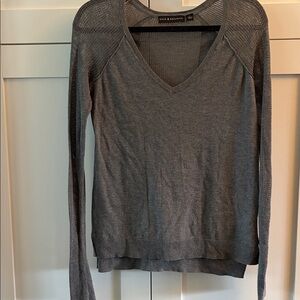 Rock & Republic Charcoal Long Sleeve V-Neck light sweater